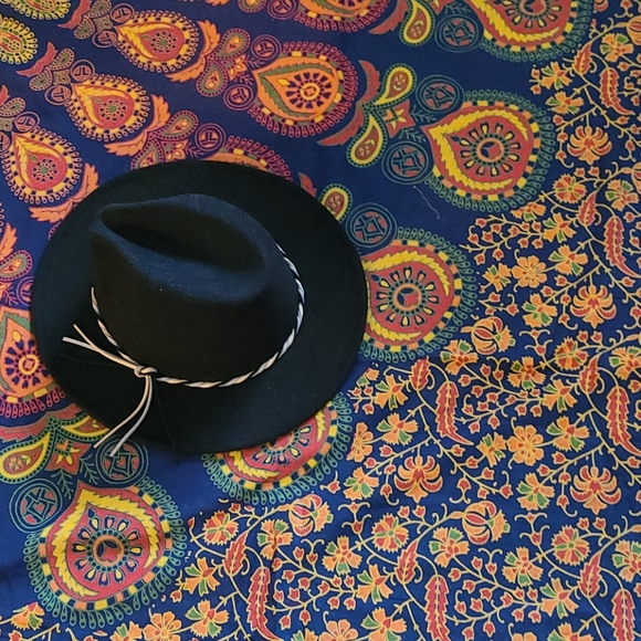 NWOT BO HO BED THROW SHEET OR WALL HANGING.BEACH B - Picture 13 of 16